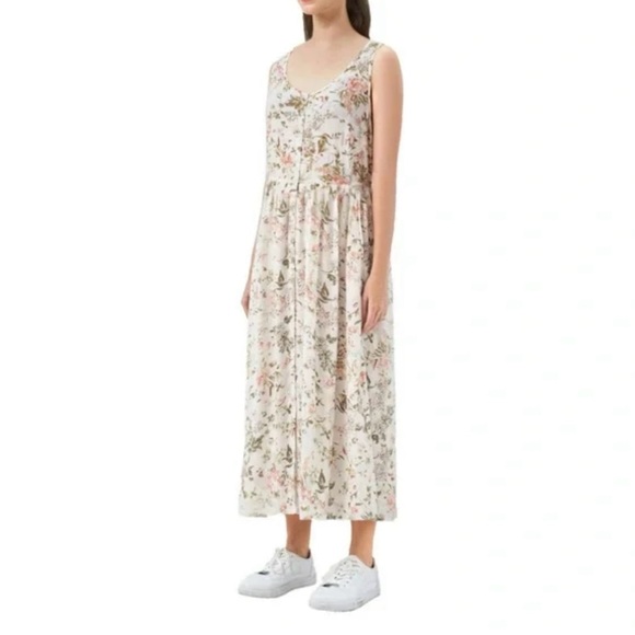 Frye ladies front button down midi dress. Thin flowy light perfect for summer - Picture 3 of 6